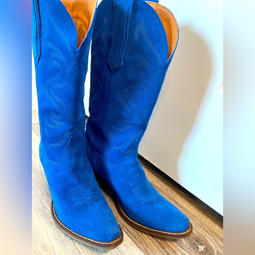 Dingo Out West Suede Cowgirl Boots